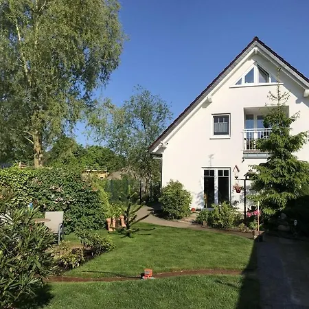 Nyaraló Holiday Apartment With 1 Bedroom Zinnowitz