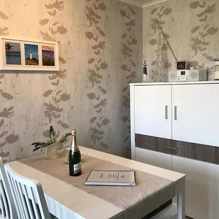 Holiday Apartment With 1 Bedroom Nyaraló