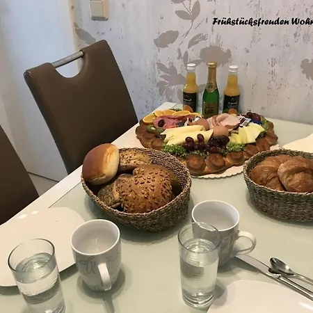 With 1 Bedroom * 치노비츠