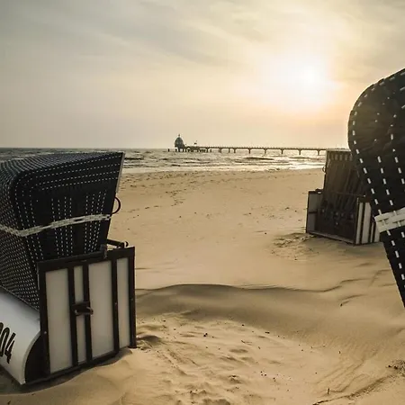 Holiday Apartment With 1 Bedroom